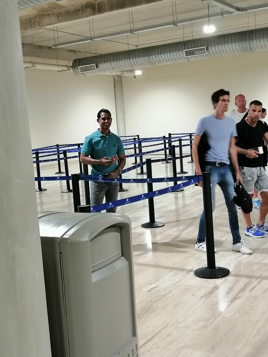 Пока, папа! Теперь мы каждый день созваниваемся по видеосвязи