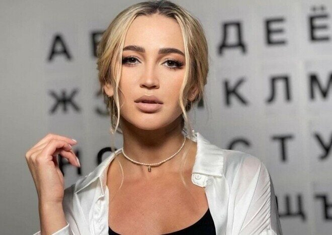 Поклонникам Бузовой Караулова не дает покоя 