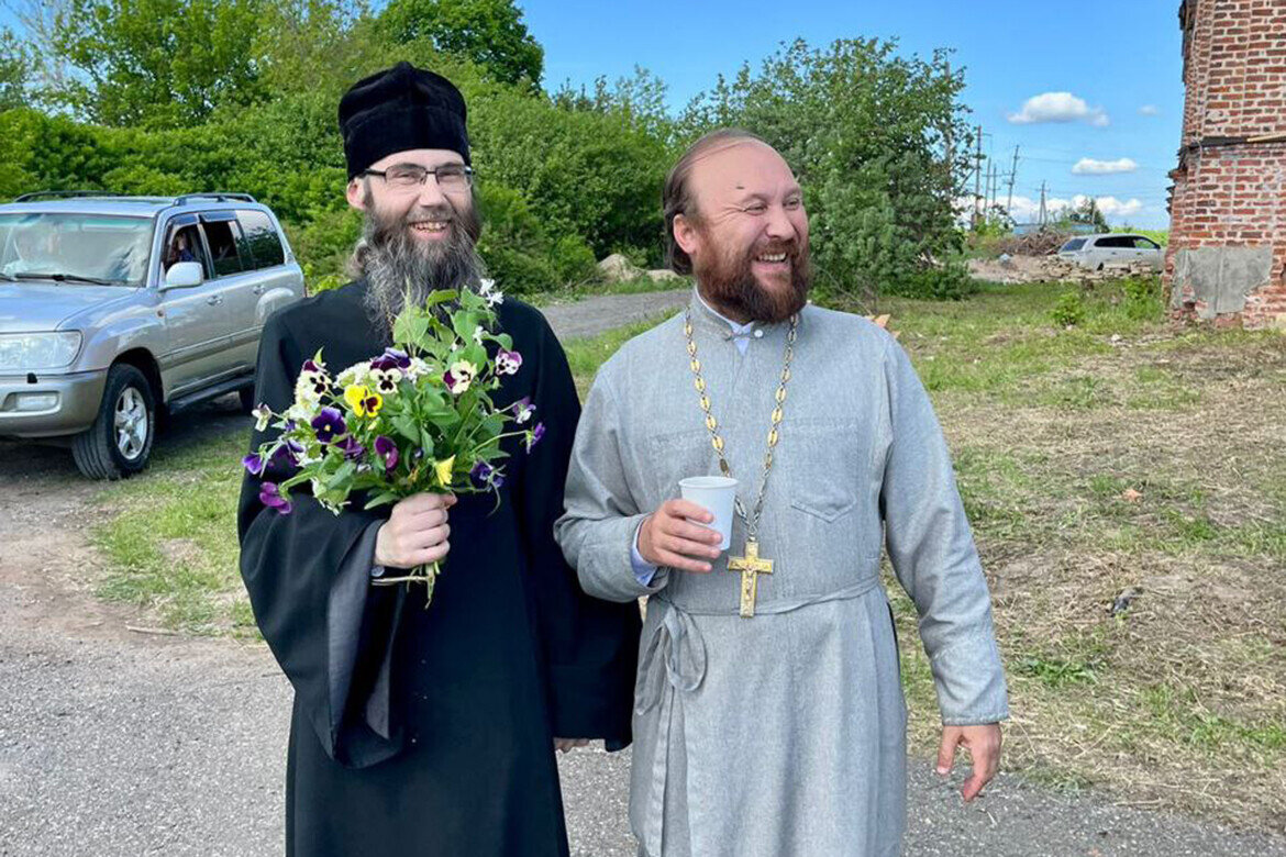 У него всегда все было четко, по-военному: в зоне СВО погиб священник из РТ  отец Анатолий | Татар-информ | Дзен