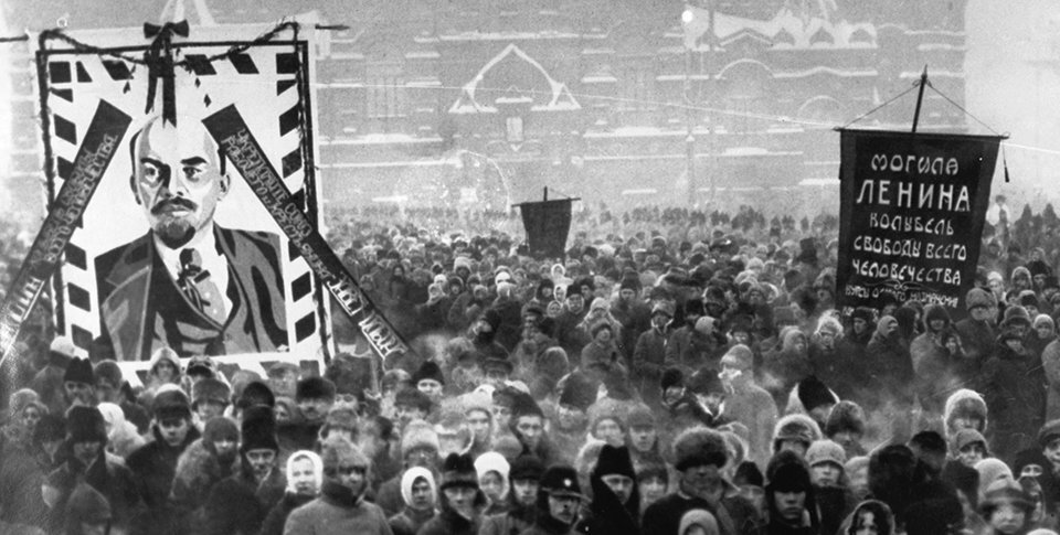 Ленин в гробу картина