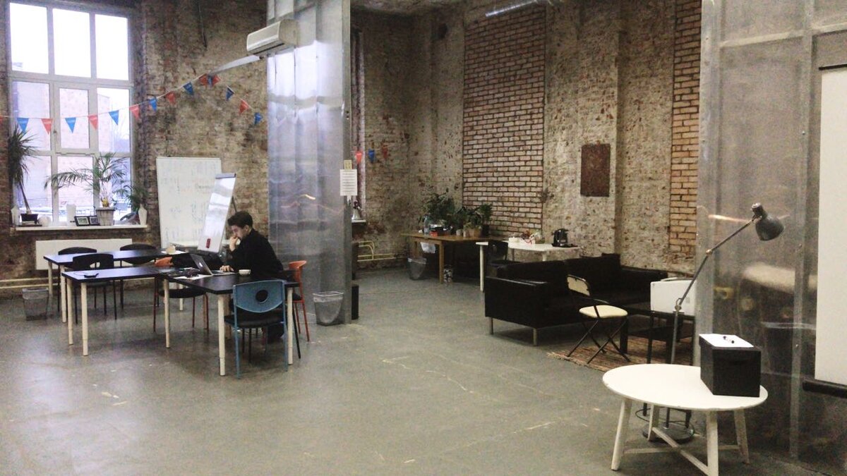 Стиль "индастриал" в офисе.