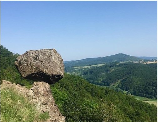 
Çertova skala/Şeytan kaya, (kaynak: instagram #stanovasima)