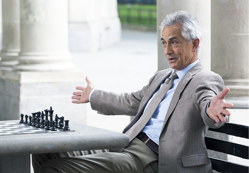 -Представьтесь, пожалуйста.-Конечно, Я Б-О-Г.