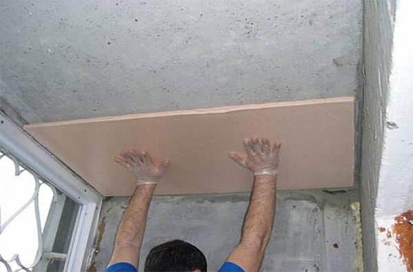Потолок на балконе: методы отделки, утепление и другие варианты, фото дизайна
