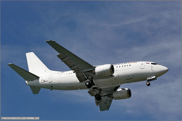 Boeing 737-528
Aeroflot - Don
VP-BWZ — порезан в 2012 году.
