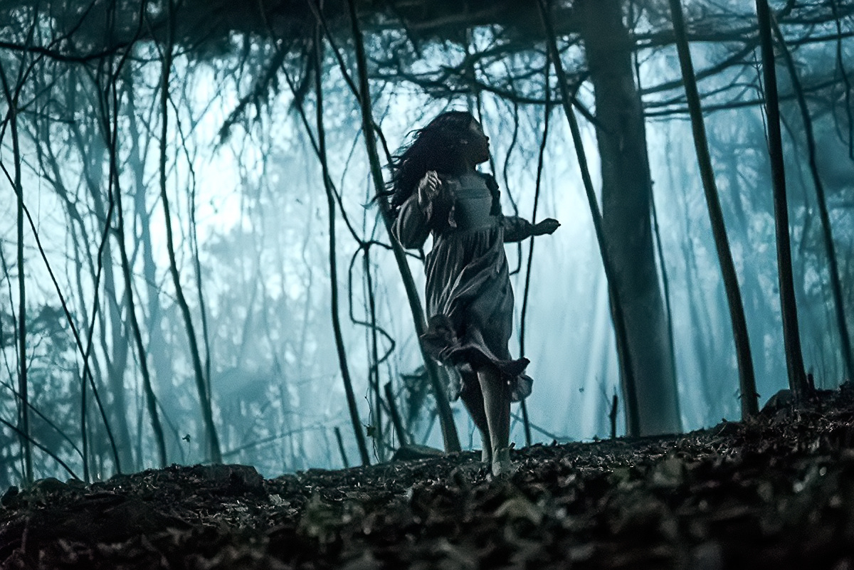 Кадр из фильма"7 лет ночи"