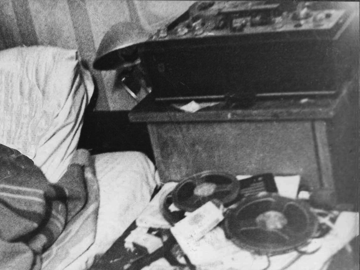 Тот самый магнитофон.