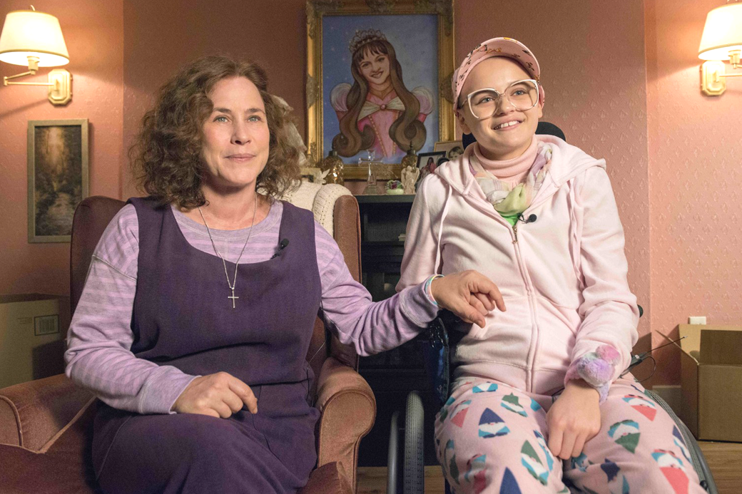 Патрисия Аркетт и Джои Кинг - главные героини