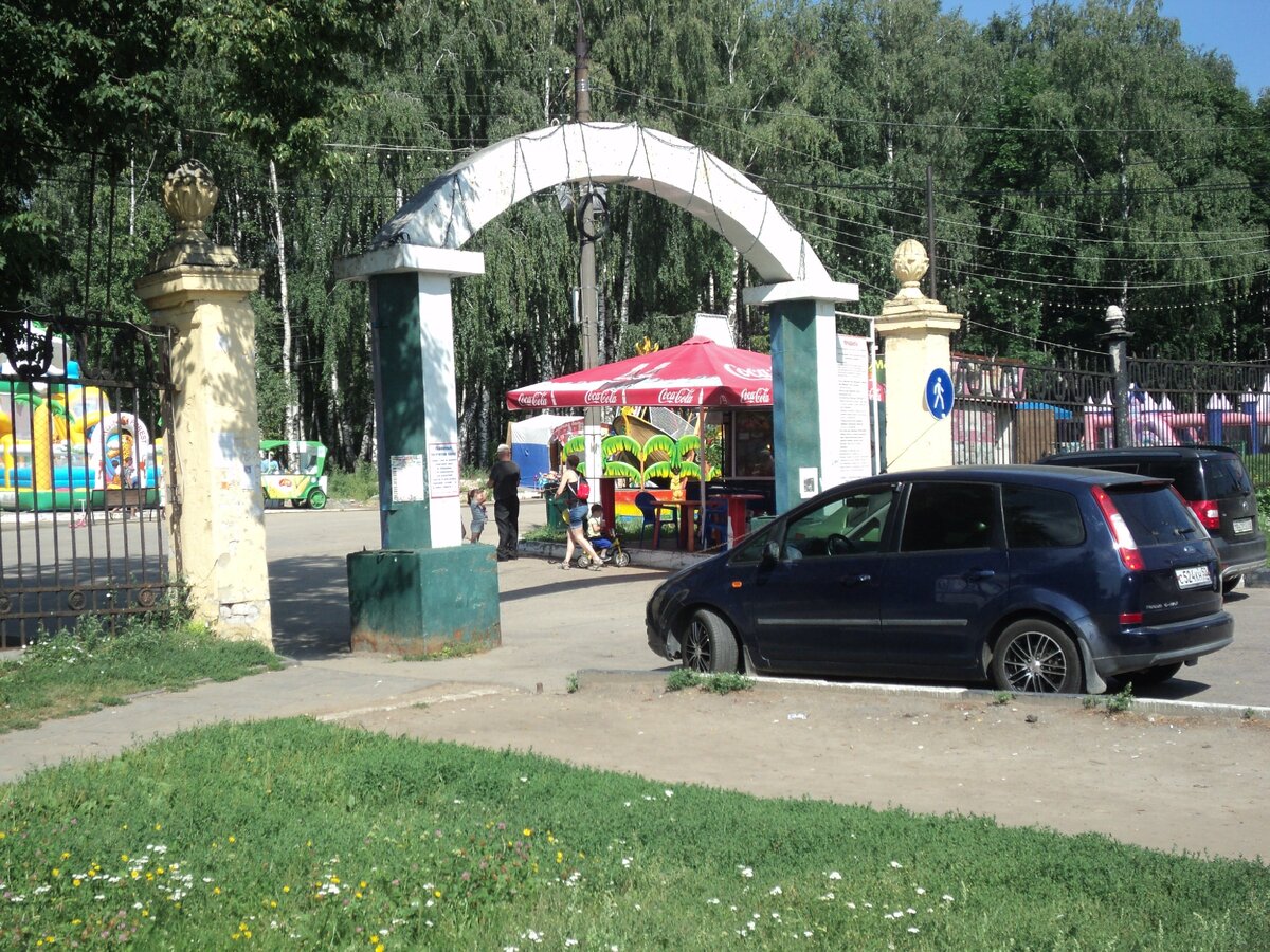 Нижегородцев крайне возмутила история с туалетами. На них собирались потратить десятки миллионов рублей, в то время как на ладан дышит здравоохранение региона.