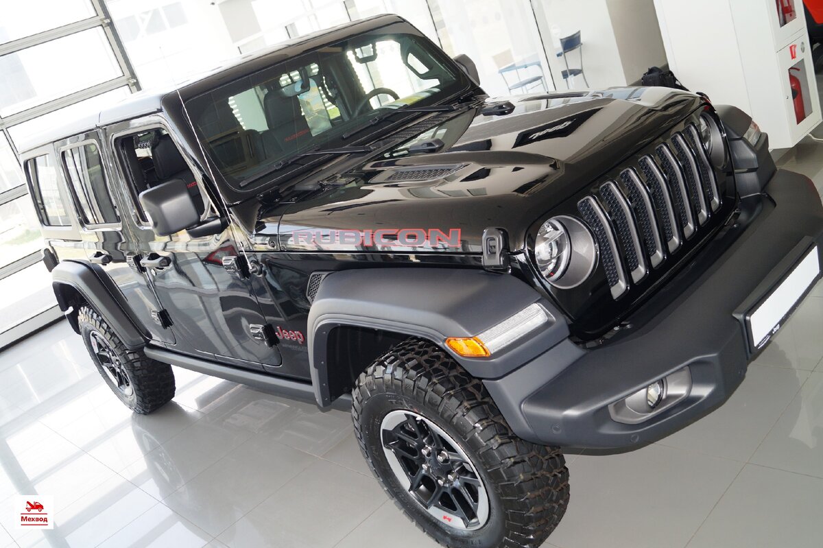 Четырёх дверный автомобиль Jeep Wrangler Rubicon 2020 года