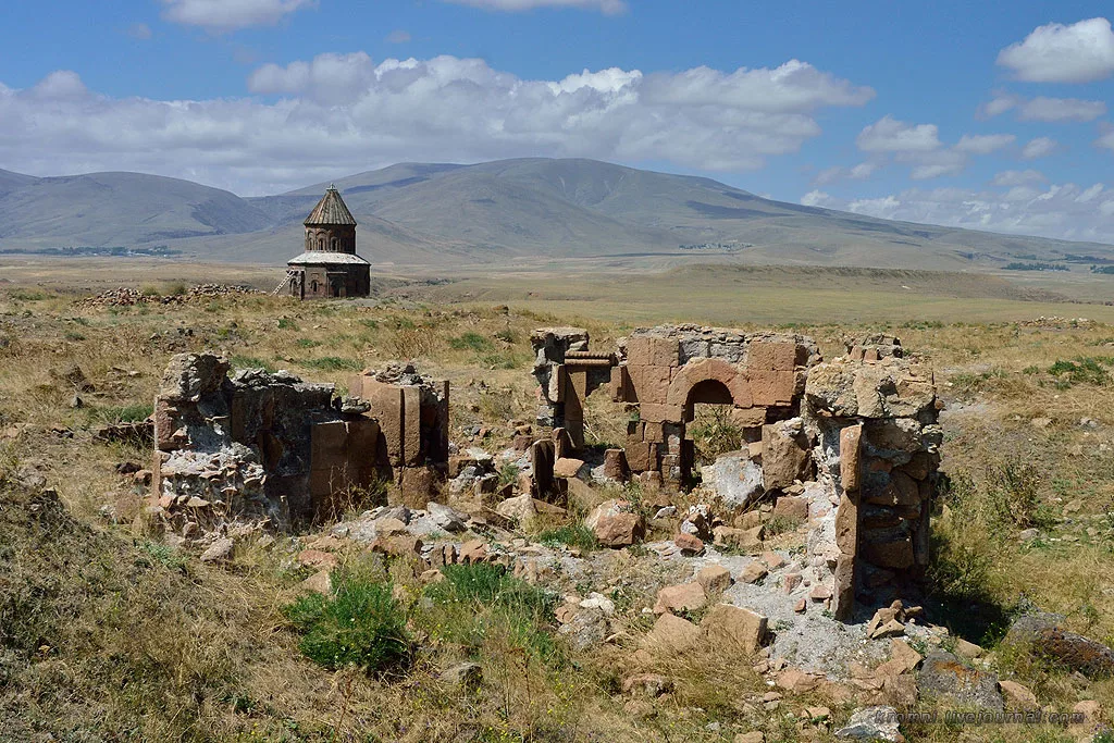 Западная армения. Древний армянский город Ани. Храм Ани Армения. Ани Турция армянские церкви. Древняя армянская столица Ани.