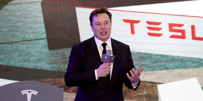 Илон Маск - основатель компании Tesla