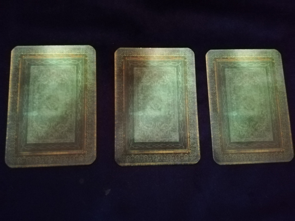 Три варианта гадания слево на право 