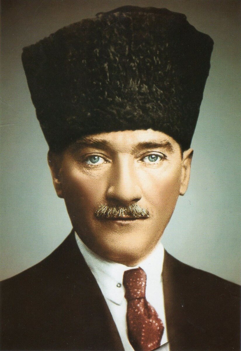 Мустафа Кемаль Ататюрк