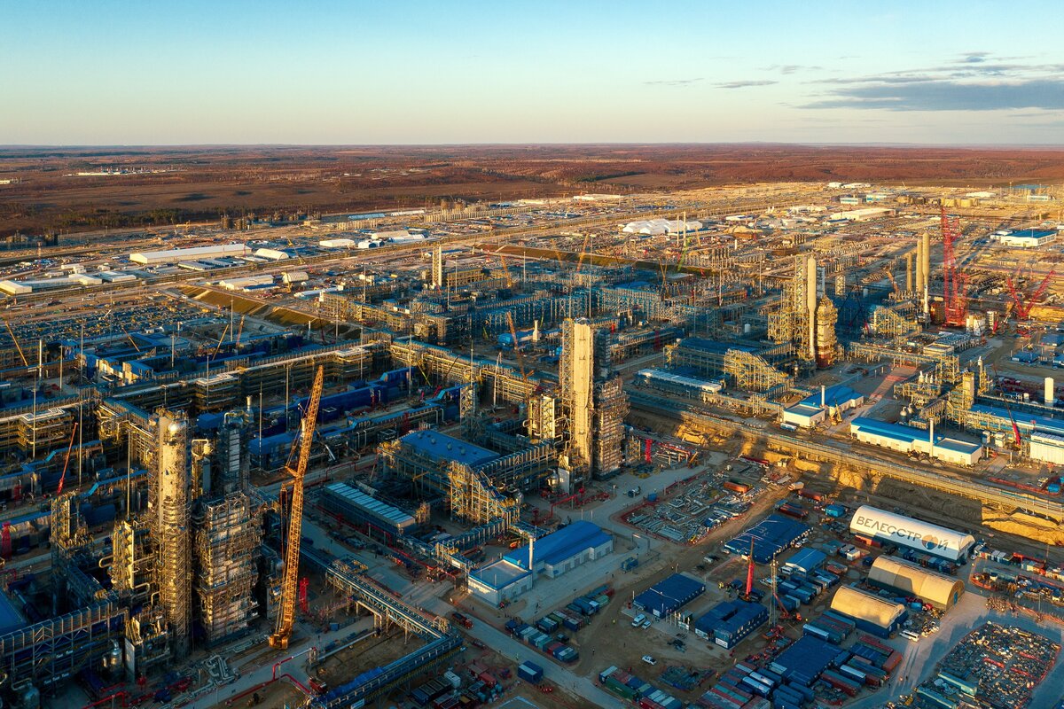 Завод ГПЗ Амурская область. Амурский НПЗ. Благовещенск АГПЗ. Газпром Амурская область.