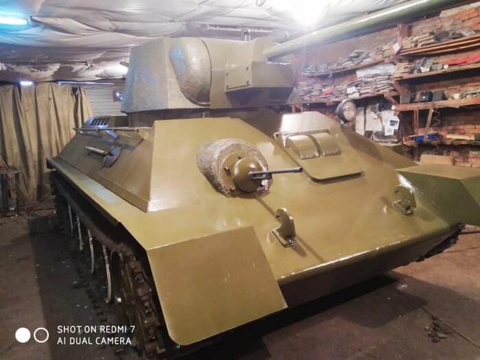 Макет легендарного танка Т-34: новосибирская…