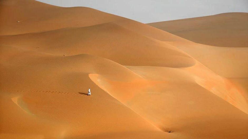 Источник  : https://poznavaemoe.ru/pochemu-saudovskaya-araviya-pokupaet-pesok-za-granitsey/