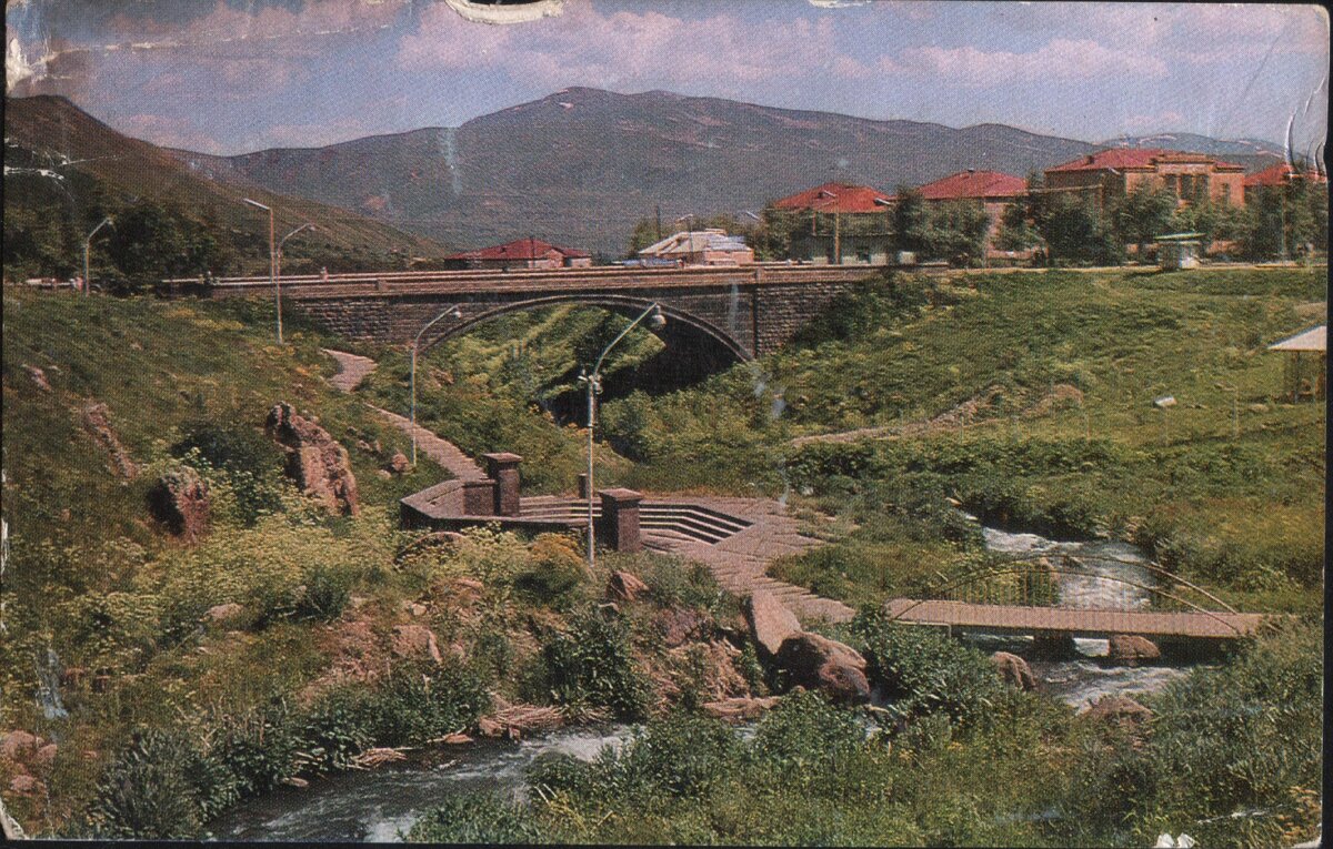 Джермук. Уголок курорта. фото Б.Круцко. изд. Планета 1971г