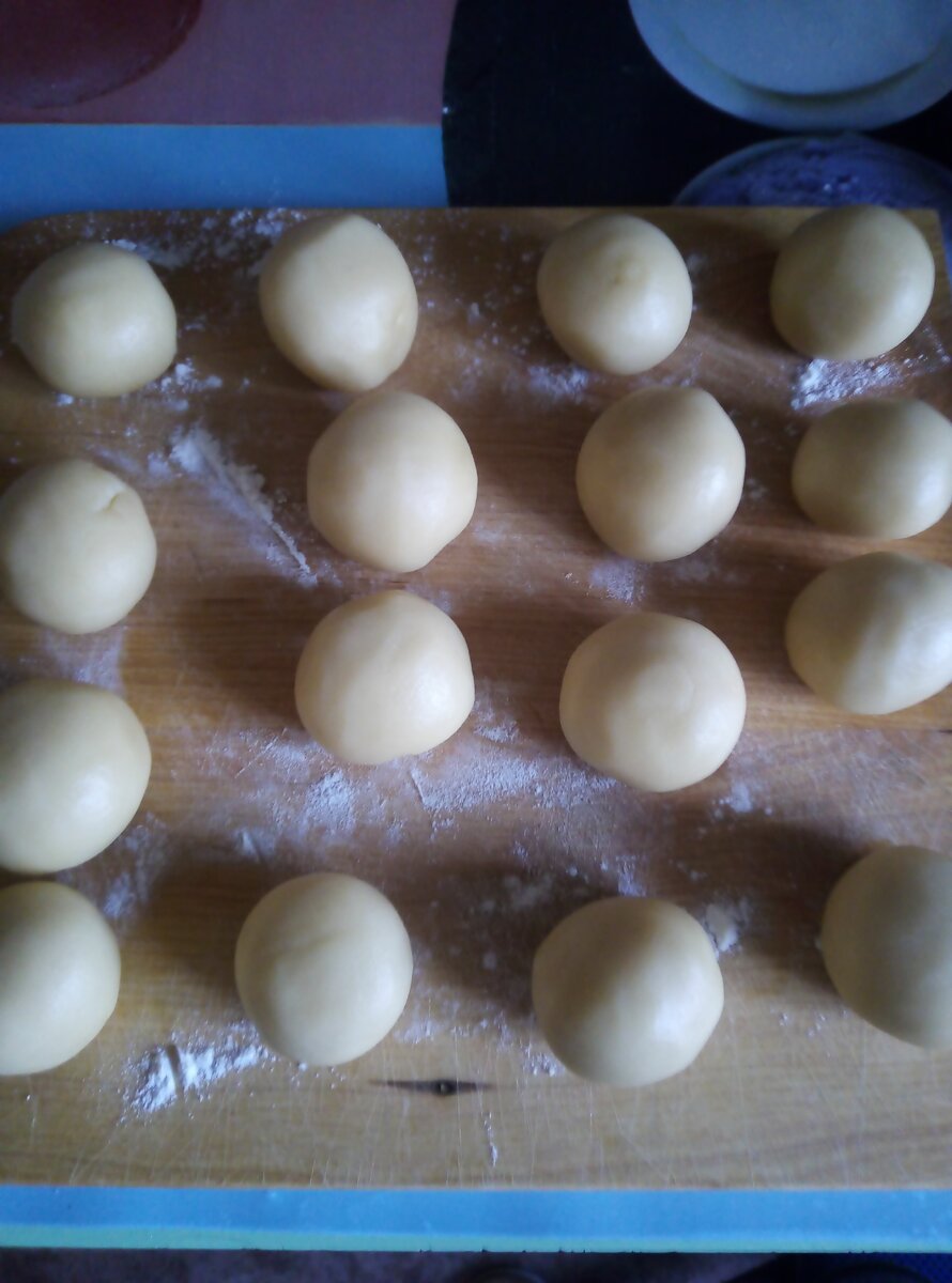 Шарики из теста