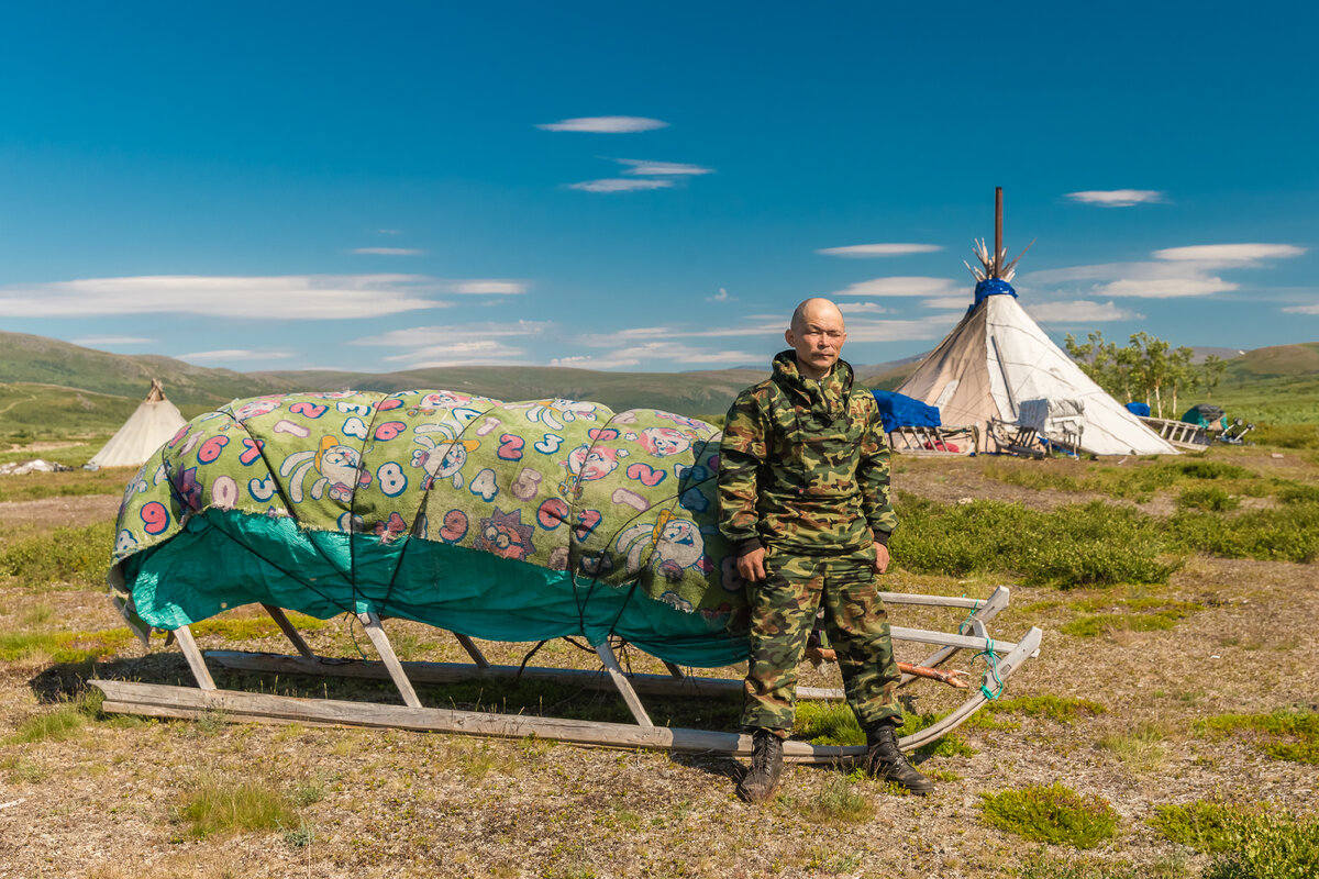 Валерий Тусида по национальности ненец, но поскольку вырос в ямальском поселке и закончил 9 классов, то отлично говорит по-русски