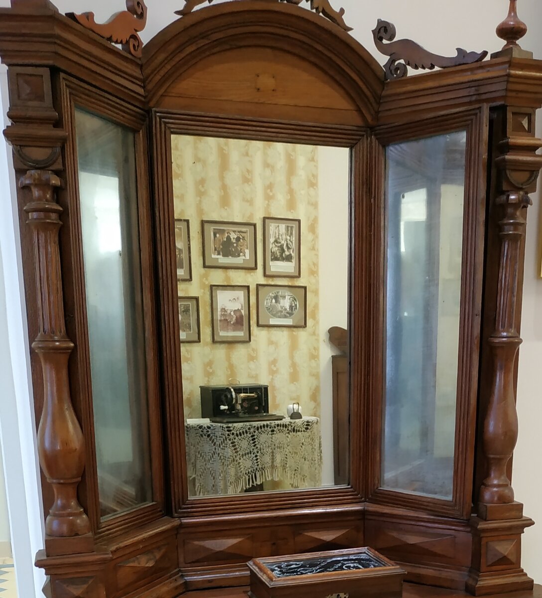 Трюмо. Фото автора.