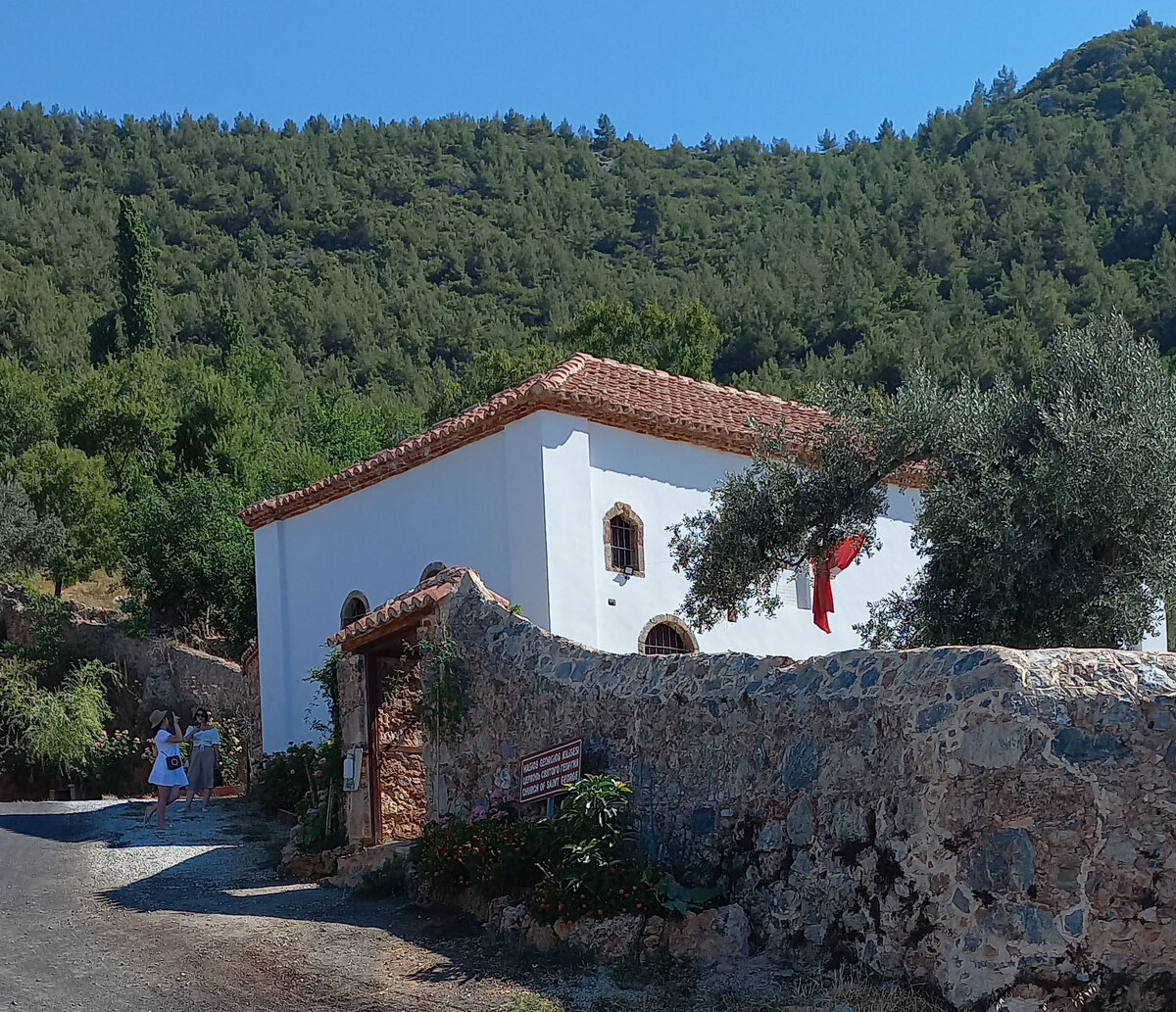 Храм Святого Великомученика Георгия Победоносца