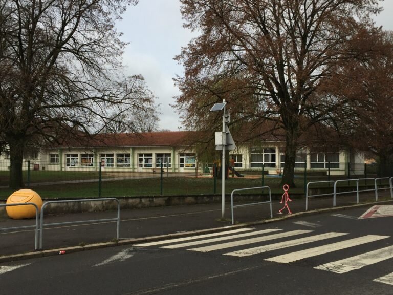 Младшая школа Бургундские ворота, Верхний Лонгви. Фото Jean-Raphaël WEBER