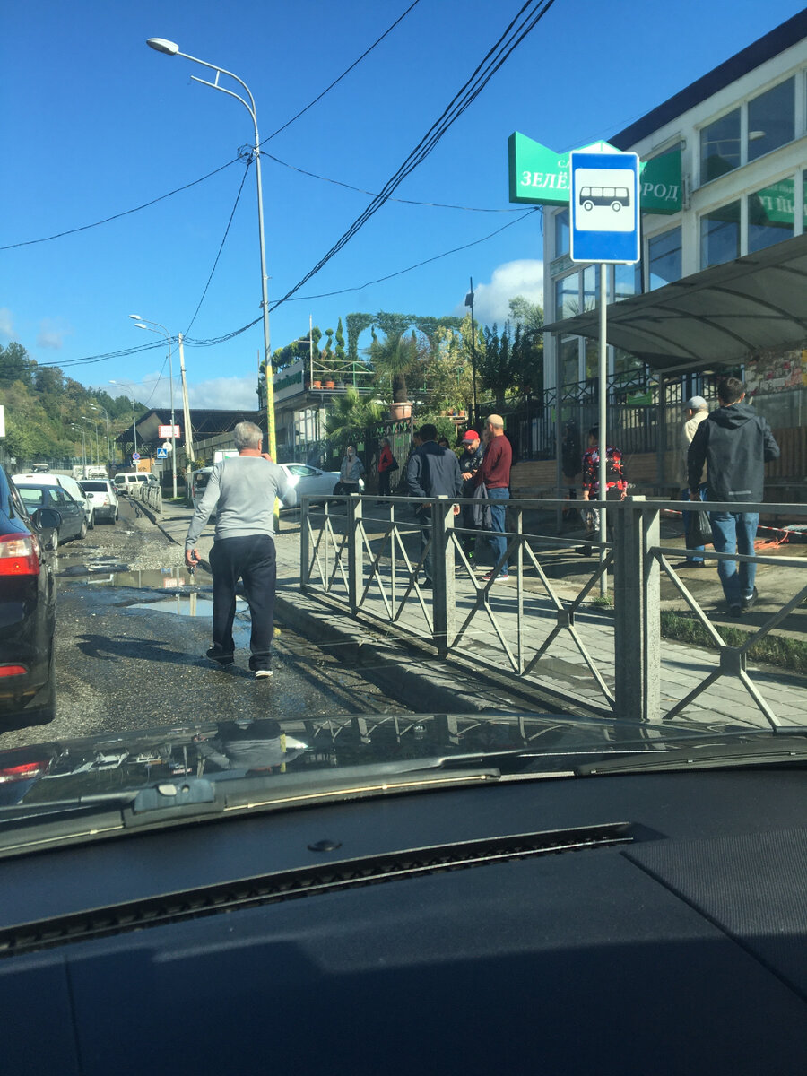 Фото:автора остановка ул.Фабрициуса рядом с ярмаркой