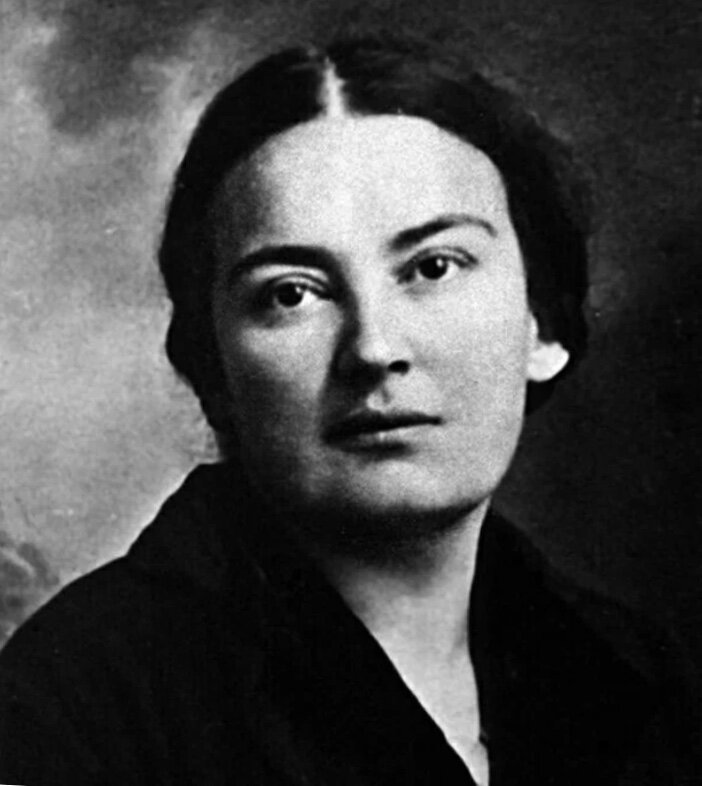 Мать Мария, в миру Скобцова Елизавета Юрьевна, (Кузьмина -Караваева по первому мужу). https://telegra.ph/file