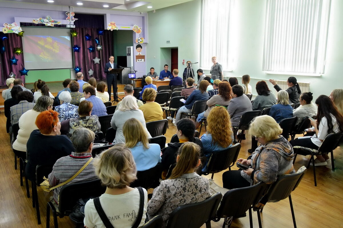 Встреча депутата ЗСК с жителями микрорайона Завоказальный г. Сочи