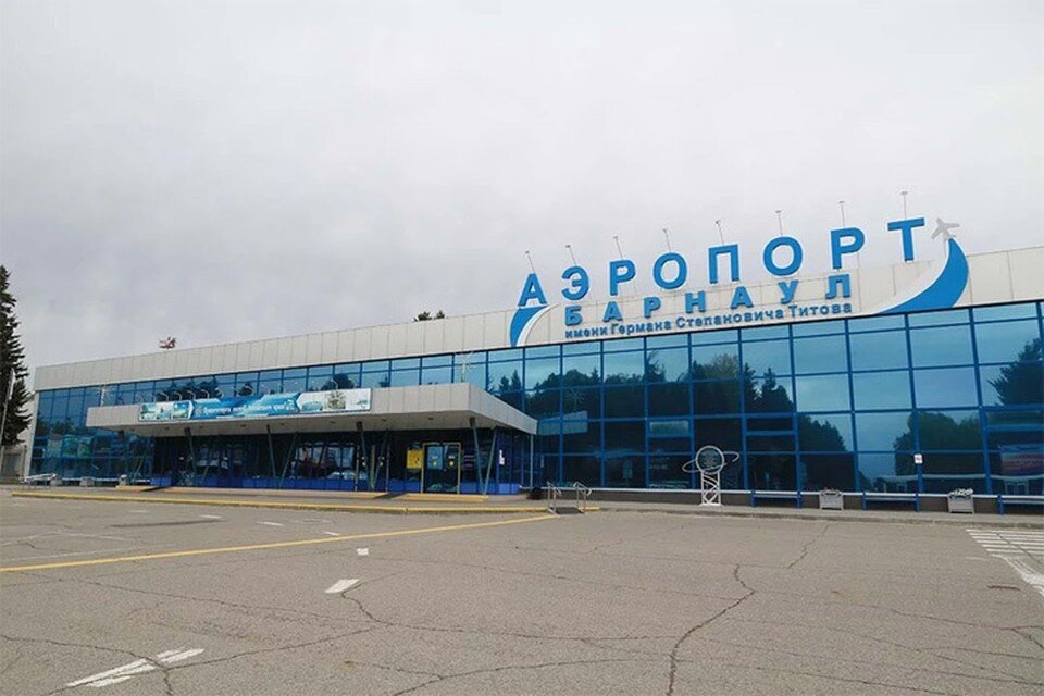     Рейсы уже начали выполнять Олег УКЛАДОВ