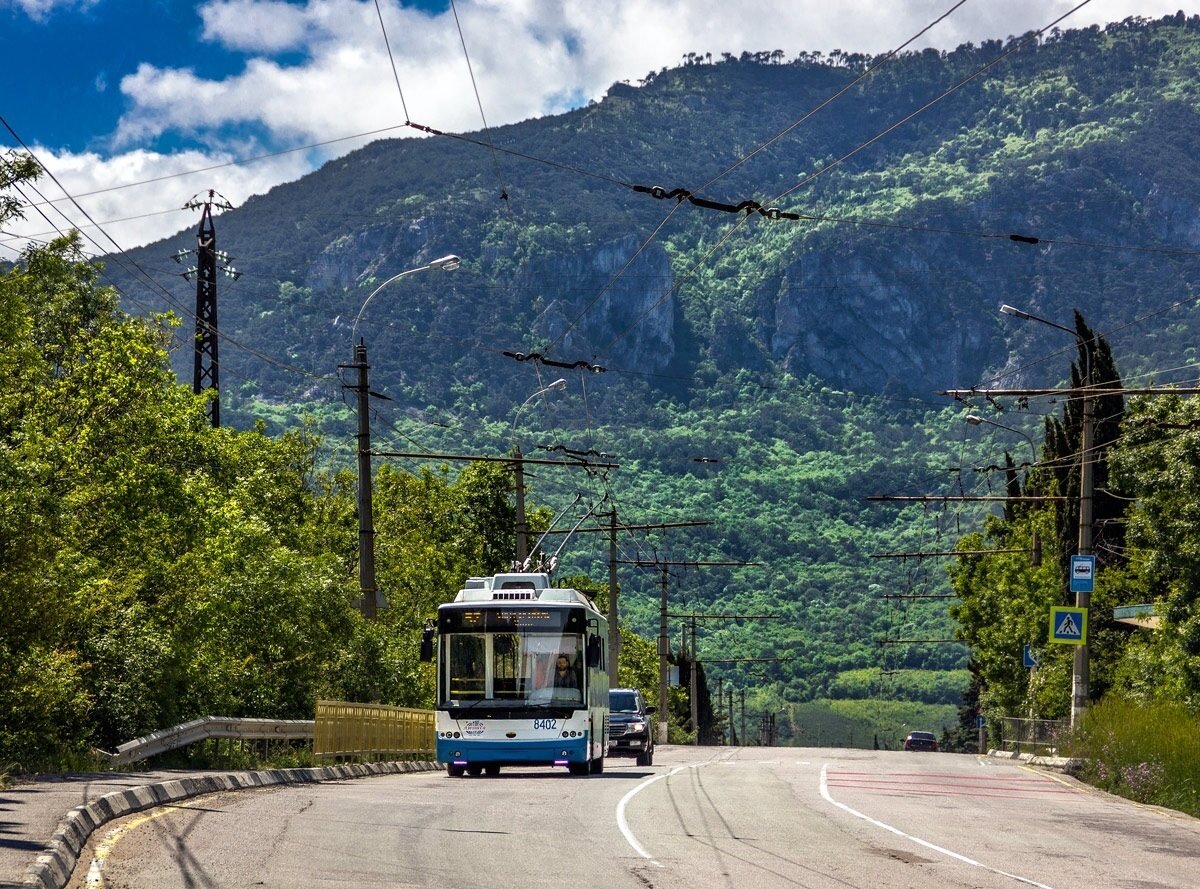 Самая протяженная троллейбусная линия в крыму. Троллейбусная линия Симферополь Ялта. Троллейбусная дорога Симферополь-Ялта. Троллейбусная линия Симферополь - Ялта - Алушта. Троллейбус Симферополь Ялта.