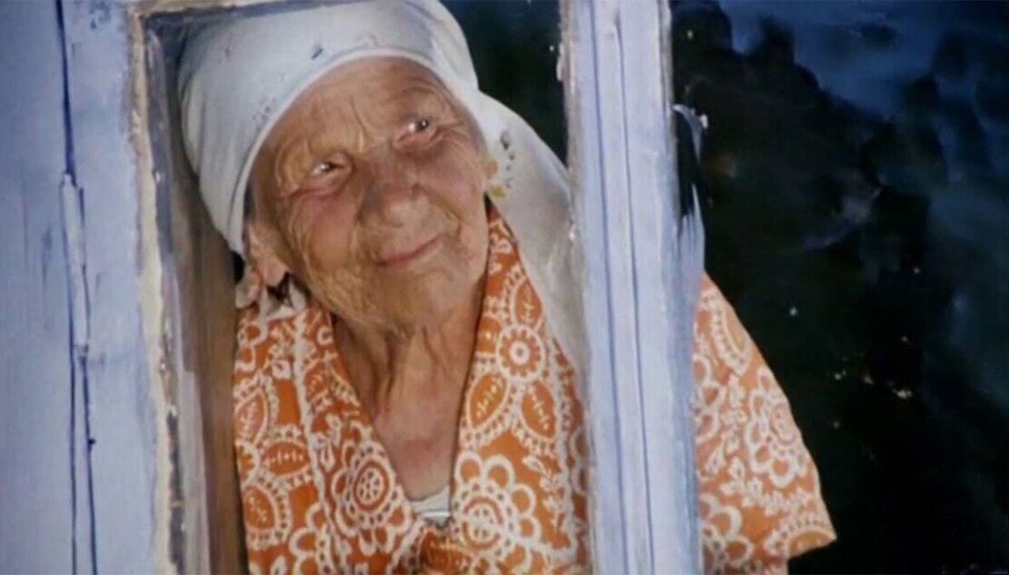 В основу сценария фильма легла одноименная повесть Шукшина «Калина красная». Произведение было написано по мотивам вполне реальных событий.-3