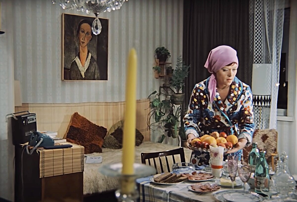 Кадр из фильма «Служебный роман»