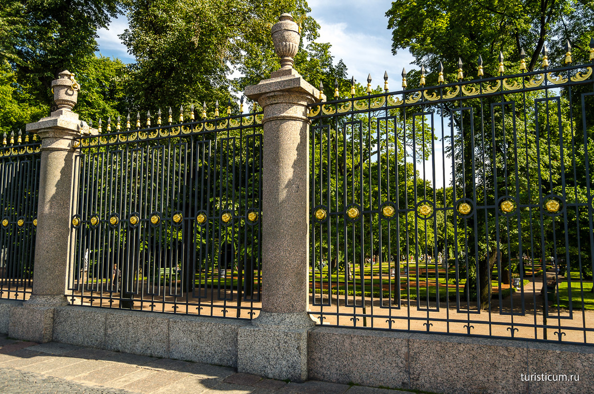 Летний сад, решетка.