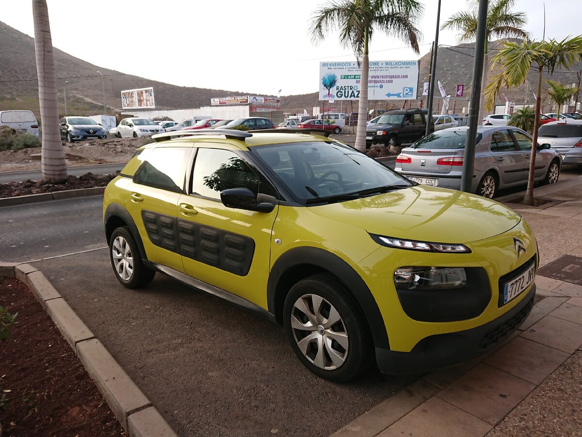 Потому даже вполне состоятельные люди в Европе не любят покупать себе большие и дорогие авто — чтобы не платить за них налоги и страховку