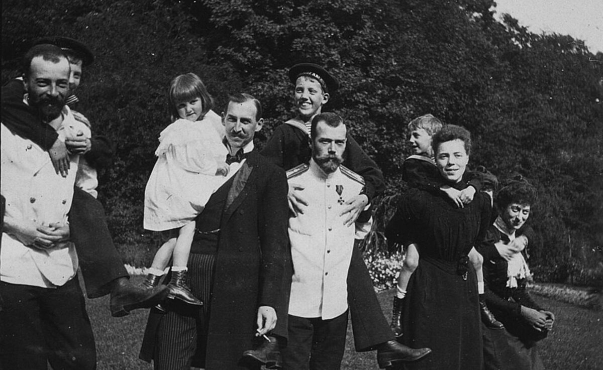 Царская семья Романовых. Источник: wordpress.com