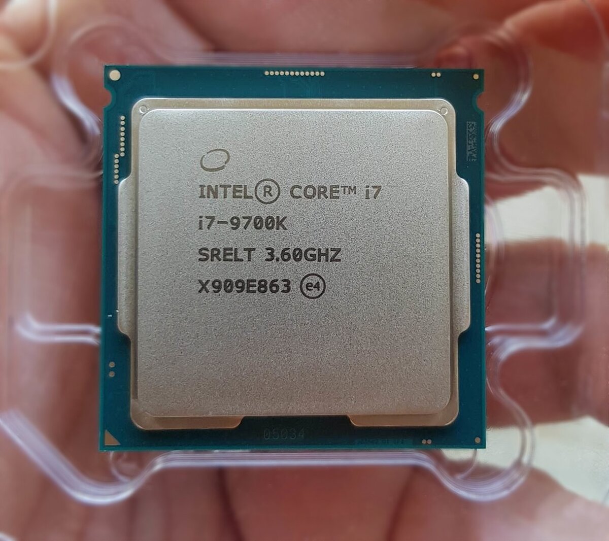 Купить core 7. I7 9700k. Процессор Intel Core i7-9700k. Intel i7 9700. Core i7 9700.