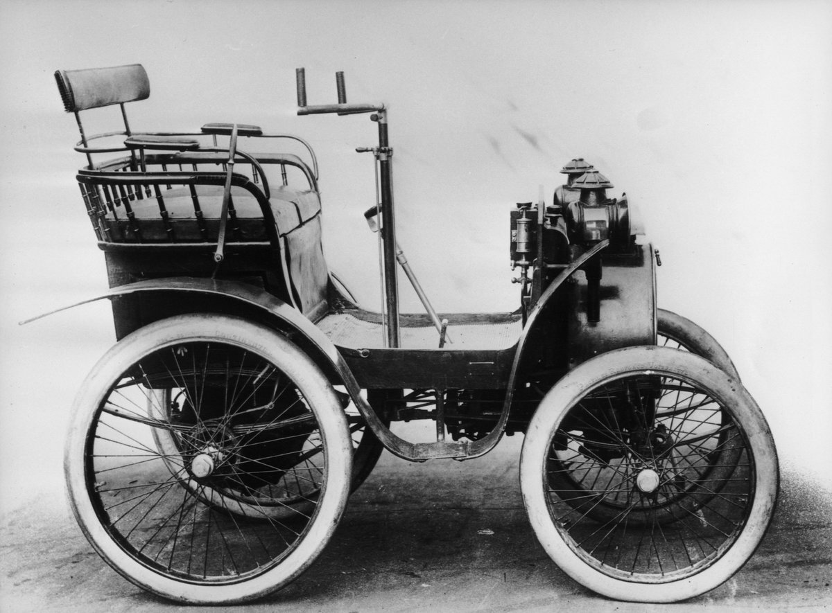 Первый автомобиль Рено 1898