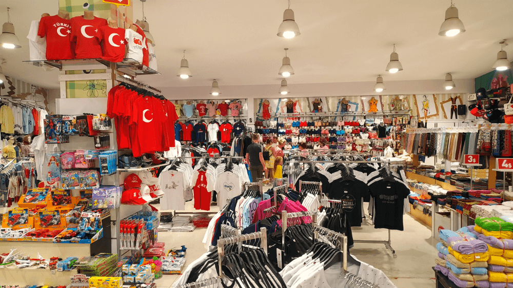 Турецкий бутик. Магазины в Турции. Магазины одежды в Турции. Турецкие магазины. Турецкие магазины одежды.