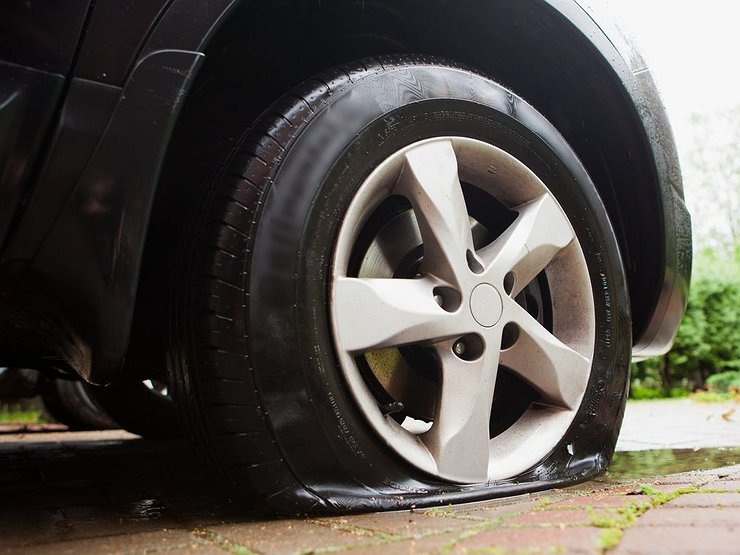 Основная поломка к которой нужно быть готовым в поездке на дальние расстояния