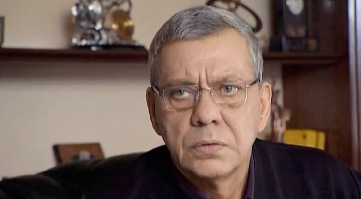 Михаил Самохвалов в сериале "Мент в законе"