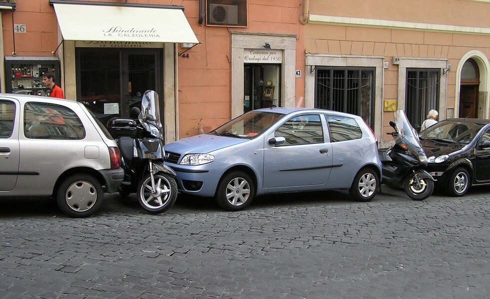 Я думал в России плохие водители, пока не поехал на своей машине в Италию: рассказываю о своих наблюдениях