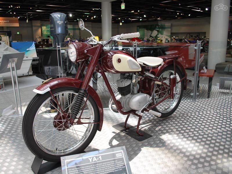 Yamaha YA-1
