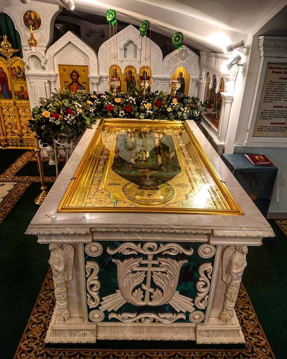 Мощи Праведного Иоанна Кронштадского 