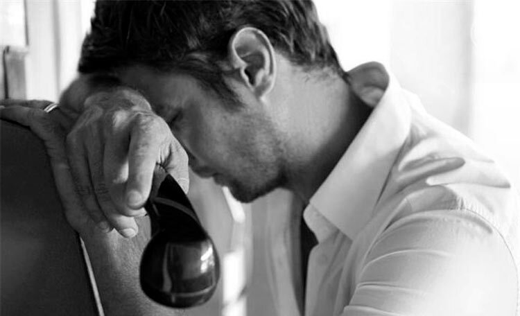 Некому звонить...