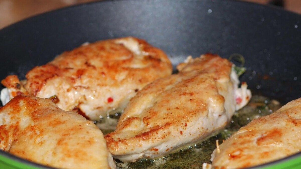 Обжариваем на сковороде