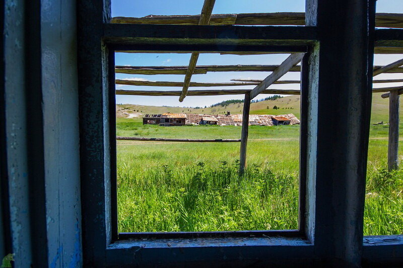 Байкал: Заброшенная ферма на острове Ольхон