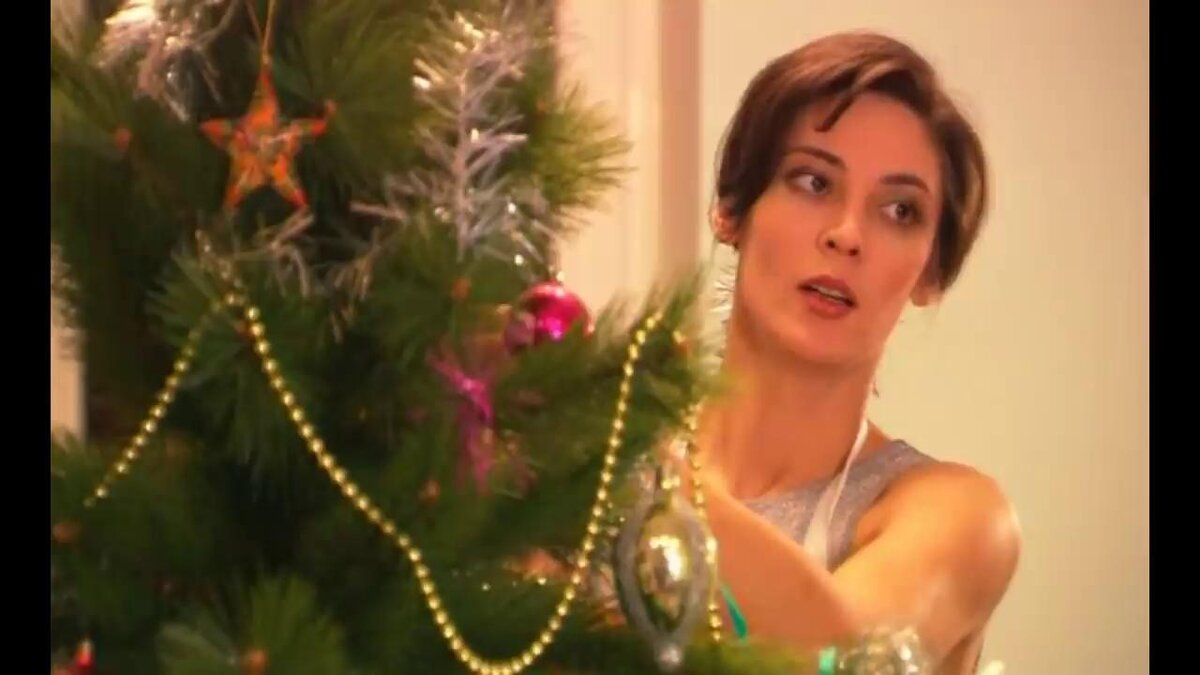 Кадр из фильма "Снежная любовь или Сон в зимнюю ночь", фото в свободном интернет-доступе