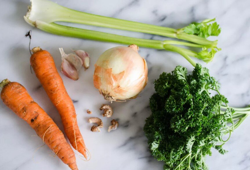 Ингредиенты просты, овощи можно найти у себя в саду